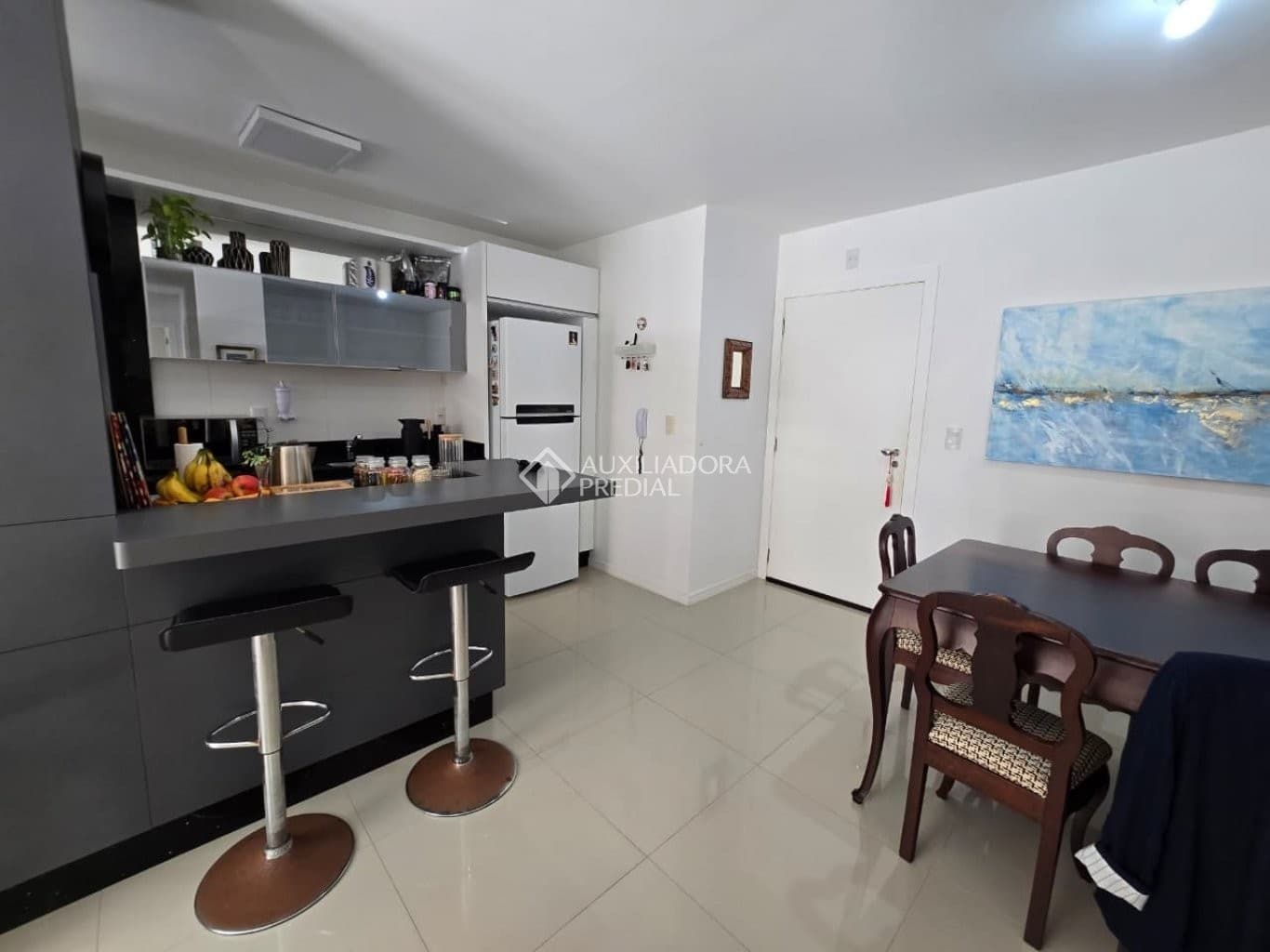 Apartamento 2 dormitórios em Campeche, Florianópolis