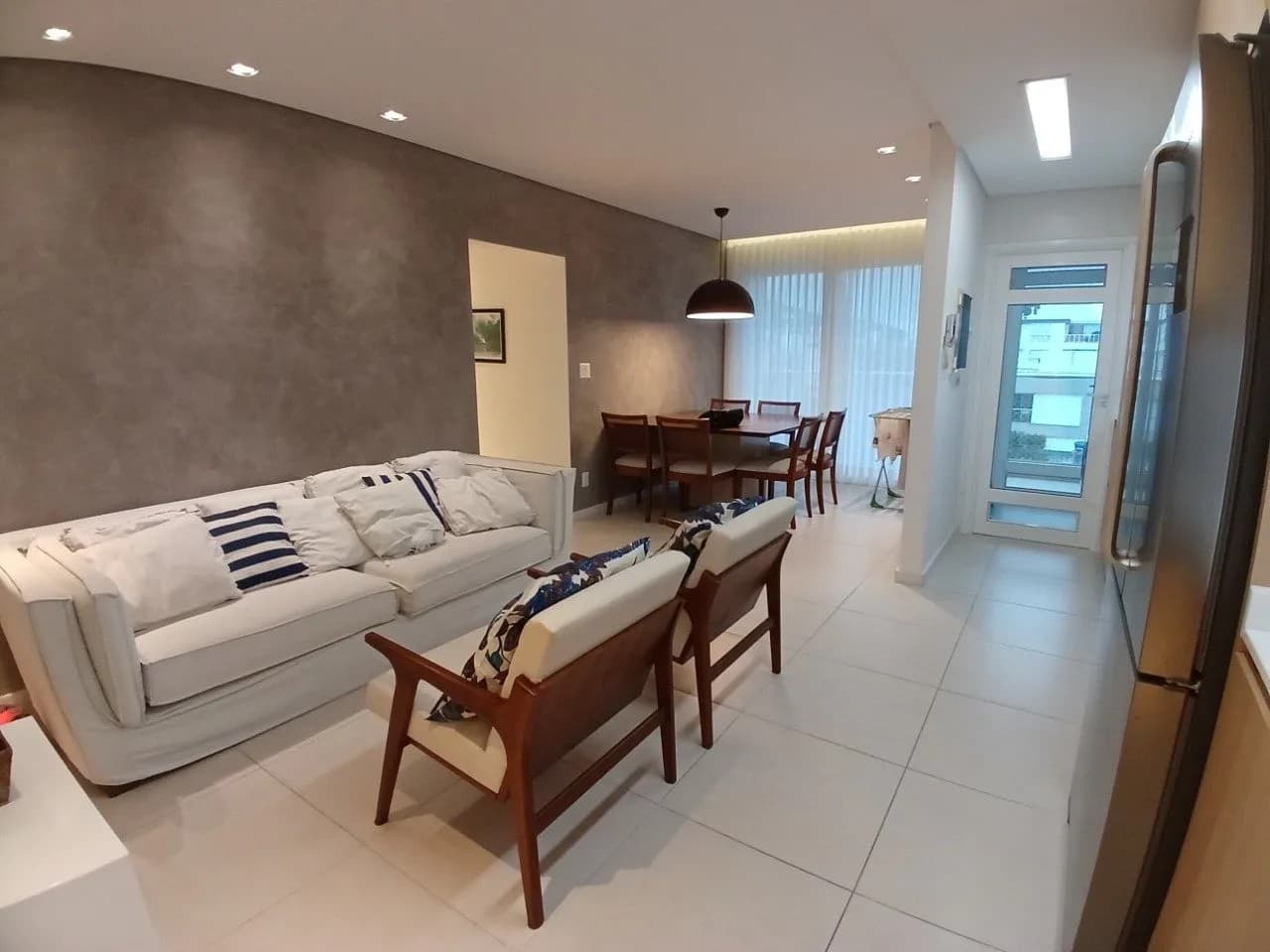 Apartamento Quadra Mar em Novo Campeche, Florianópolis