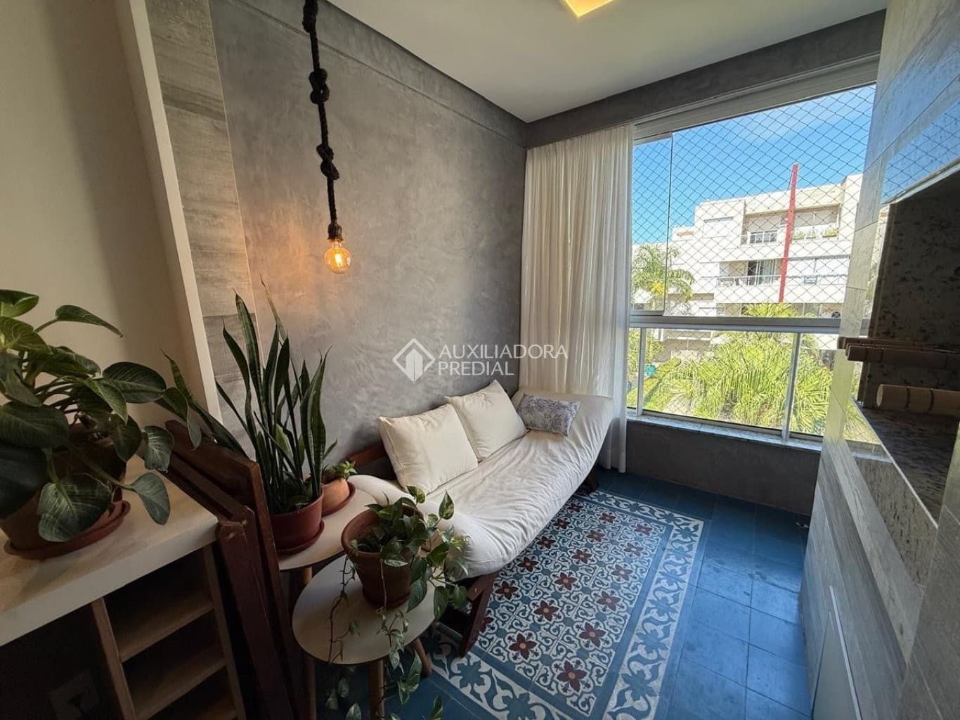 Apartamento 2 dormitórios em Campeche — foto 2